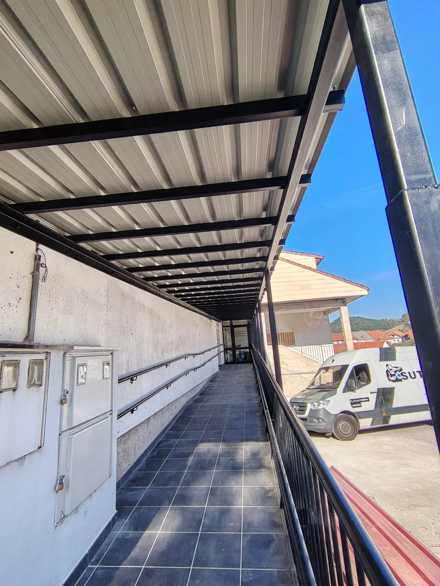 Markesina galvanizatua — Sutegi Burni Lanak